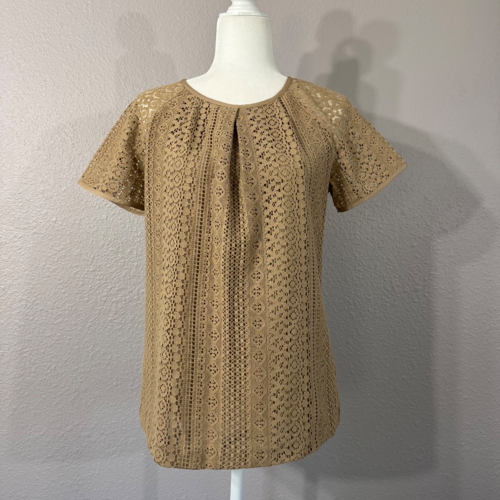 Banana Republic Women's Size 10 Tan Lace Short Sleeve Lined Blouse